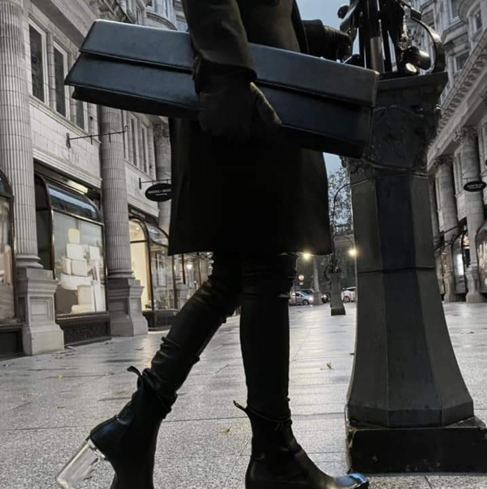 Rick Owens FW18 Sisyphus Maxi clutch BNWT/imperfections - Picture 2 of 16
